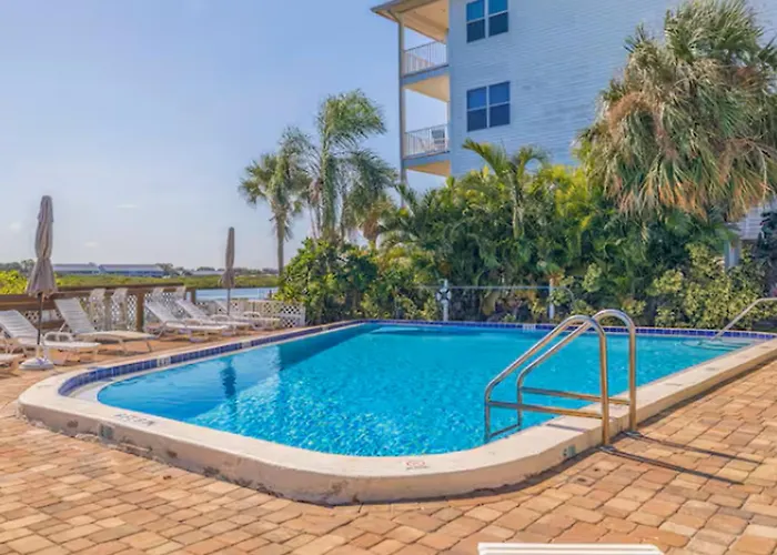 Сasa de vacaciones Retreat - Steps To - King - Pool - Games *