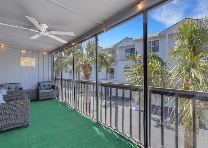 Сasa de vacaciones Retreat - Steps To - King - Pool - Games Clearwater Beach