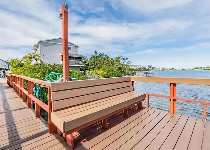 Сasa de vacaciones Retreat - Steps To - King - Pool - Games *